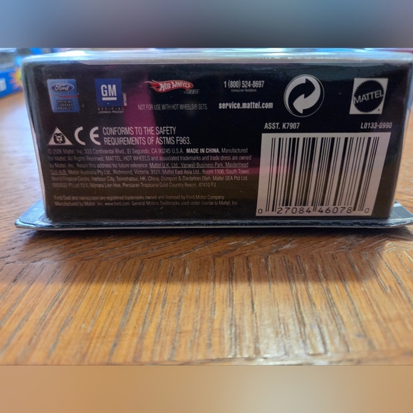 Hot Wheels Custom Classics - Bone Shaker (BROWN) - 4 of 5  - NEW - Picture 3 of 6